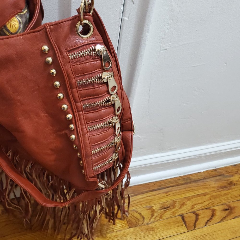 Handbag - Picture 2 of 3